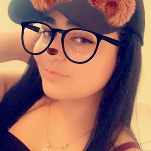 Meet your Posher, Natasha